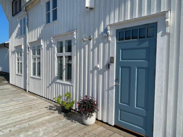 1. Etg I Dampskipsbrygga, Lodingen Havn Екстериор снимка